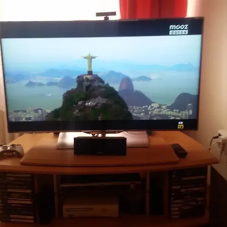 Liget Apartman * Budapeşte